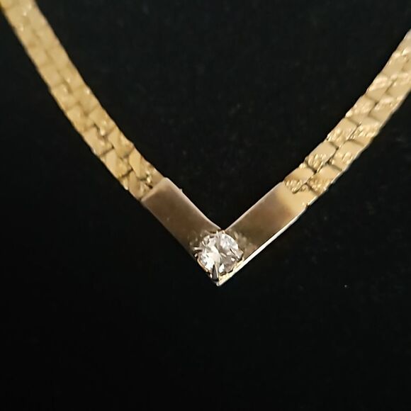 Vintage Women's Gold Plated Necklace With White Stone, Clasp Closure 9" - Picture 7 of 16